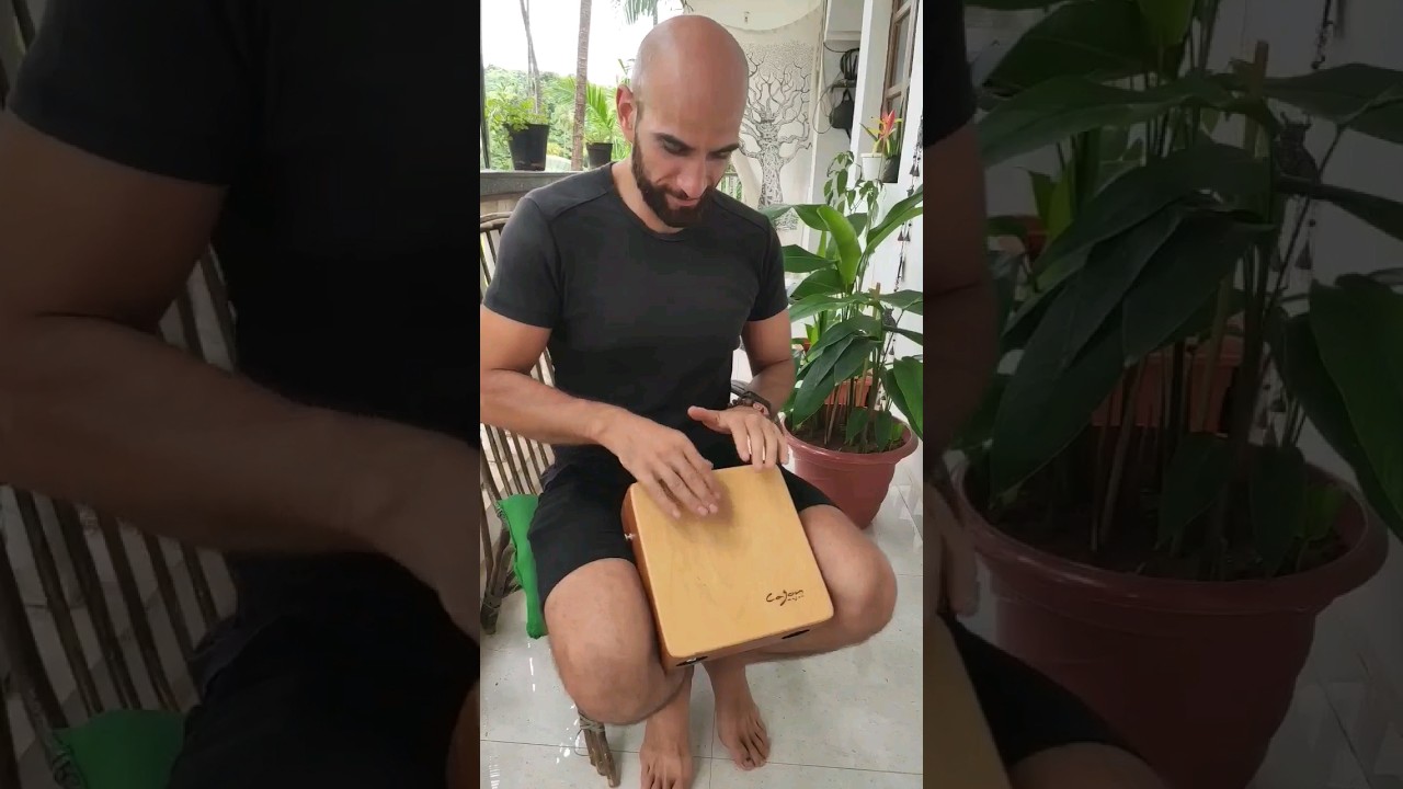 Electric mini cajon, each side has different sound. Travel drum box #cajonmajon