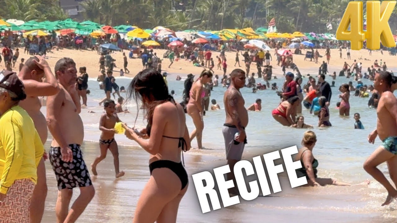 Praia de boa Viagem lotada nesse final de semana Recife PE ￼