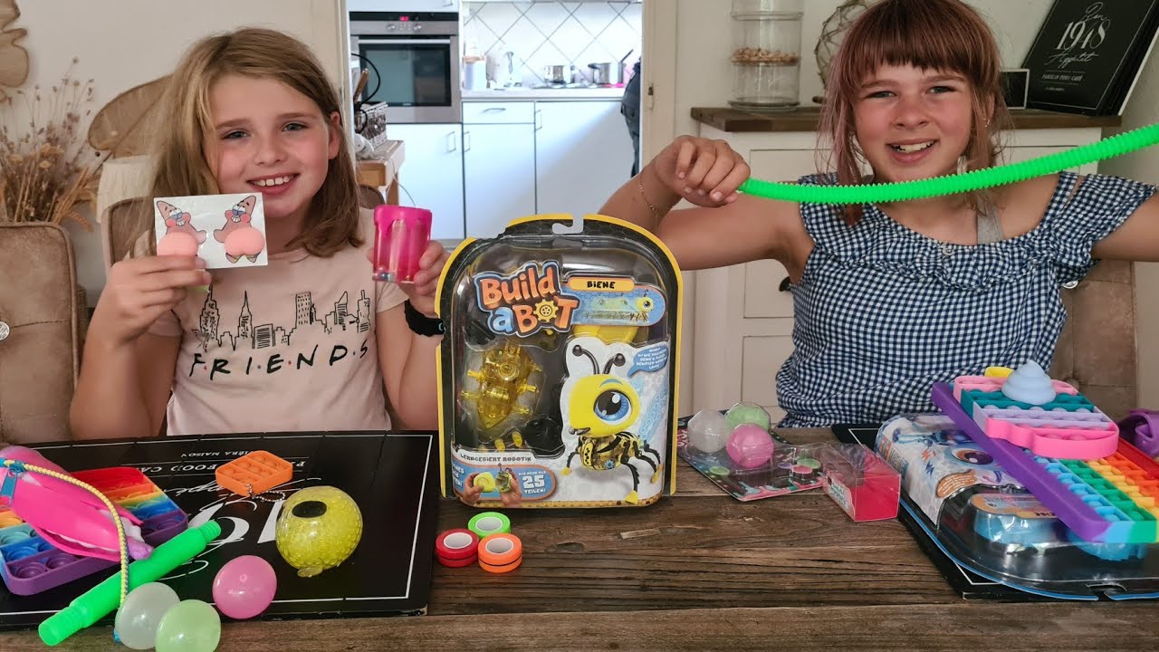 OVERRASKER PIGERNE MED EN KASSE MED FIDGETS & SLIM🪅🧸🧫🧽🧬