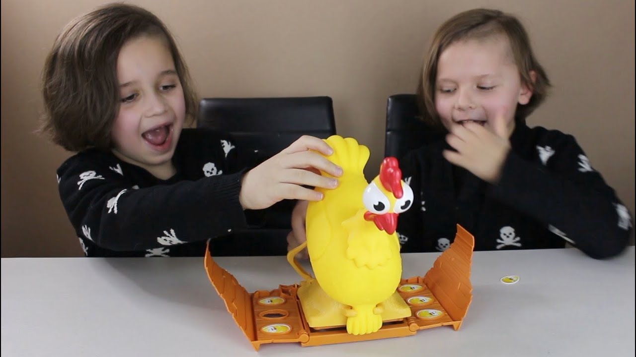 Squawk Chicken Game - THE NOVOA TWINS