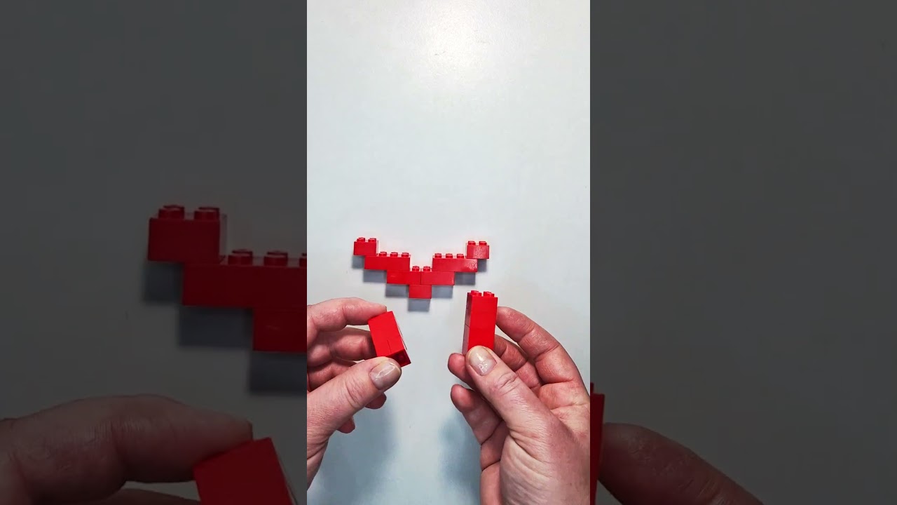 LEGO Heart Built in 20 Seconds