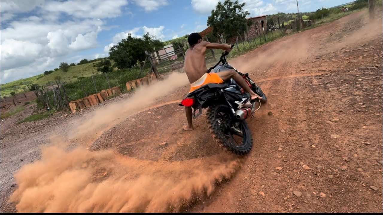 BRUTINHO ESTREIA SUA NOVA MOTO DE TRILHA E DA MUlT0 RUlM
