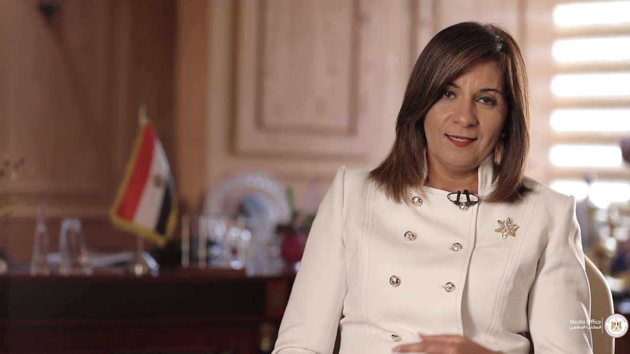 وزيرة الهجرة ترد على أسئلة المصريين بالخارج وتبدأ بالرخصة الإيطالية . . ضمن مبادرة | اسأل واقترح |