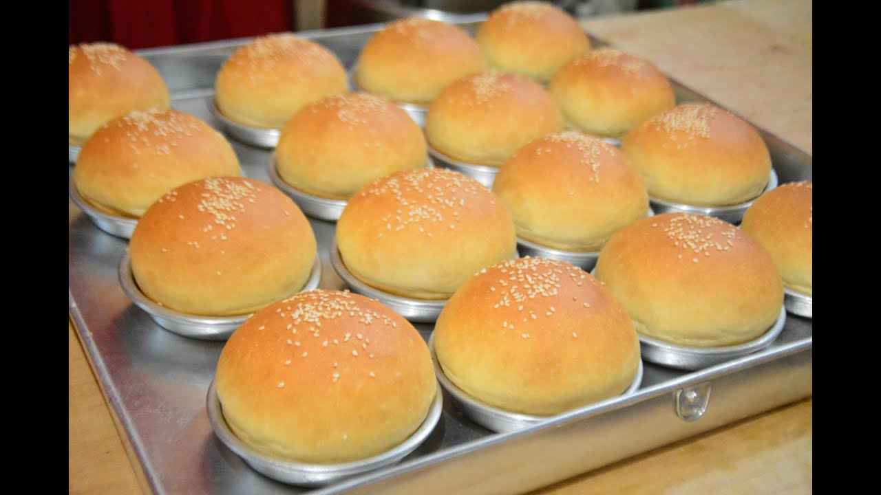 RESEP ROTI BURGER BUN PALING ENAK DAN MUDAH DIBUAT. COCOK UNTUK USAHA DAN STOK DIRUMAH.