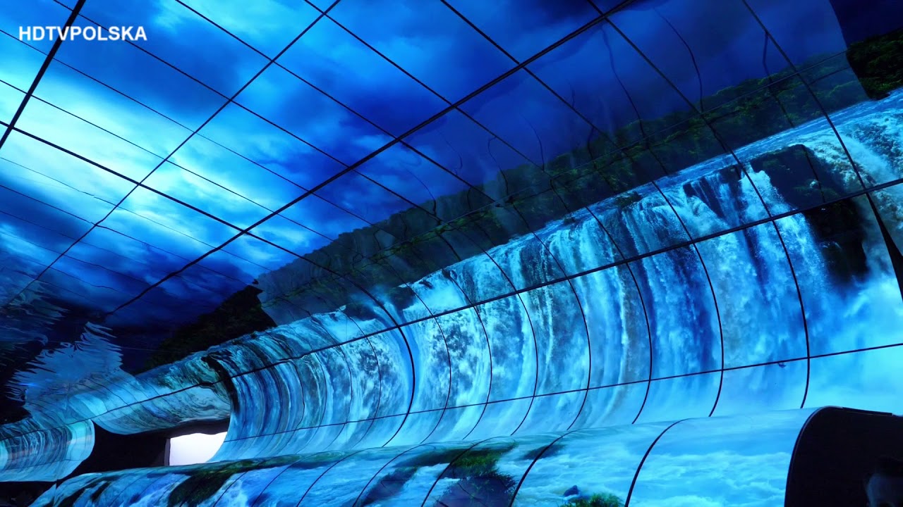 CES 2019: Tunel powyginanych telewizor&oacute;w LG OLED!