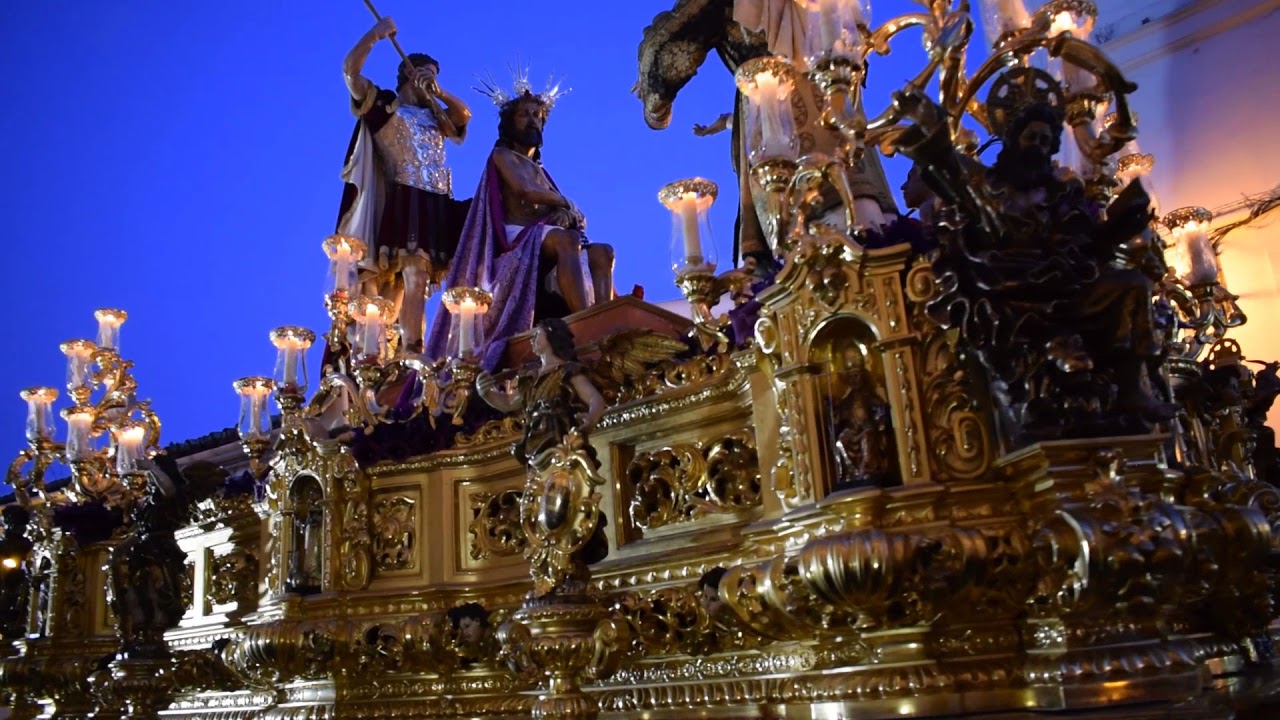 Revira de la Hermandad de la Coronacion de Espinas haciaC