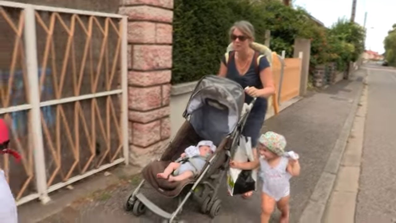 Les complications d’un déménagement pour une famille avec 10 enfants