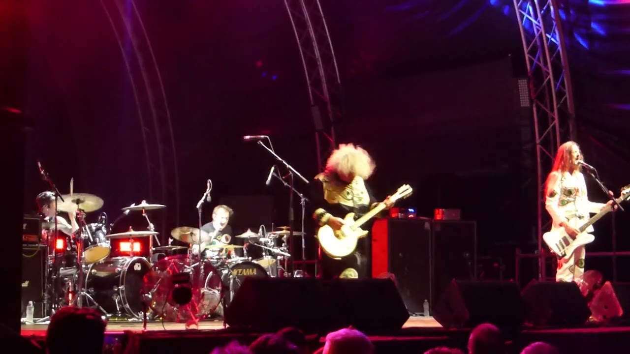 Melvins - A History of Bad Men (live in Athens)