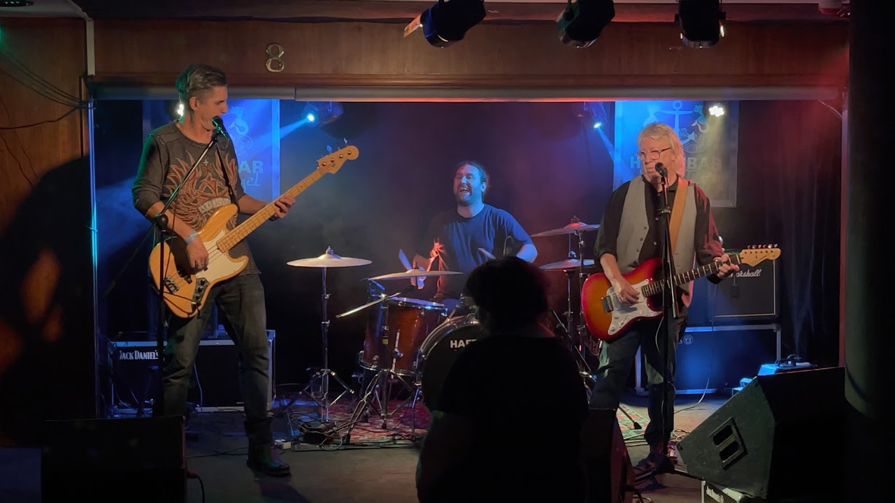 20211027 - Norman Beaker Trio live - Hafenbar Tegel