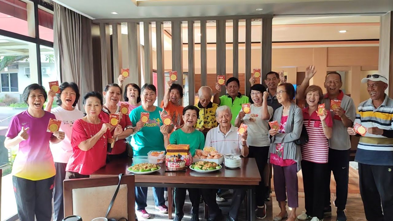 ULANG  TAHUN  IBU  PHAN  LIE EK. Mega Lima9