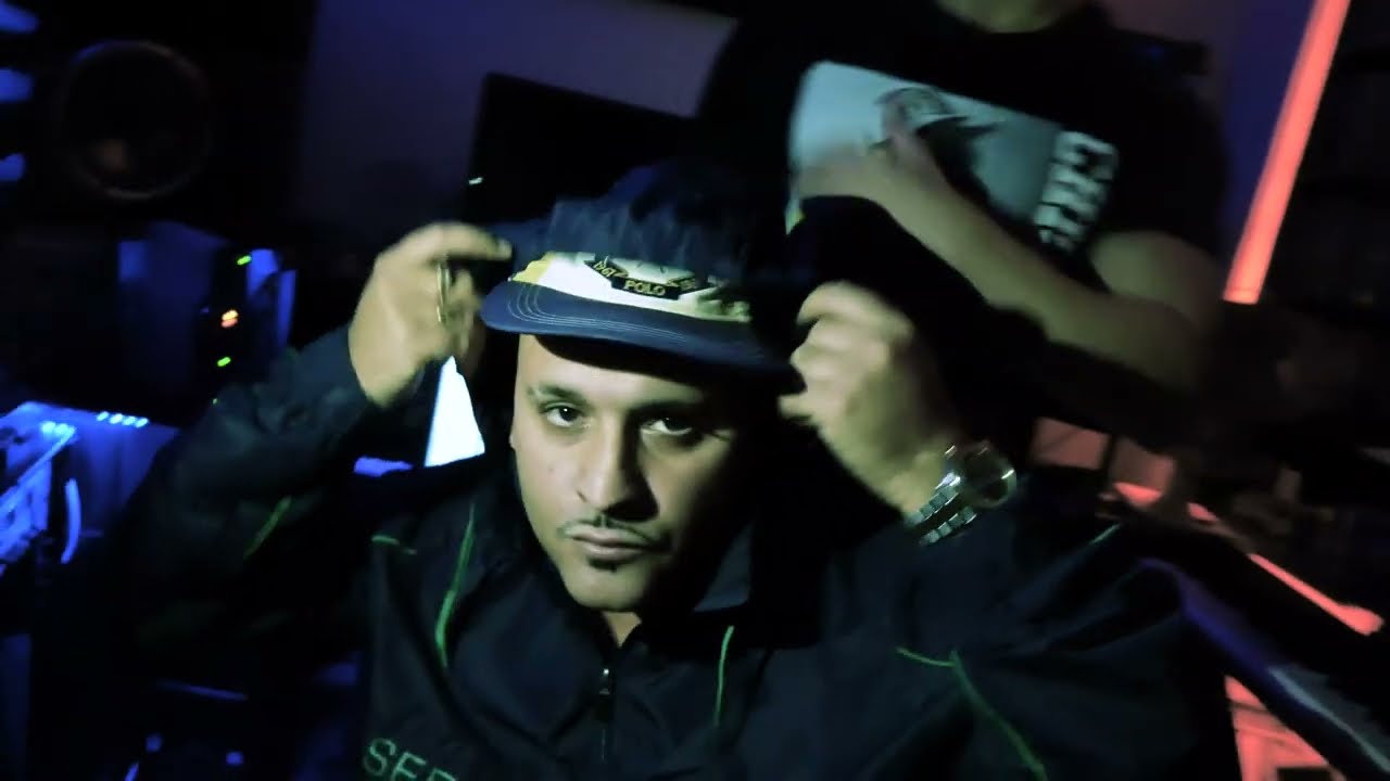 Ilia Santino & White Yesho - Madriz Sur (feat. Dj Adams)