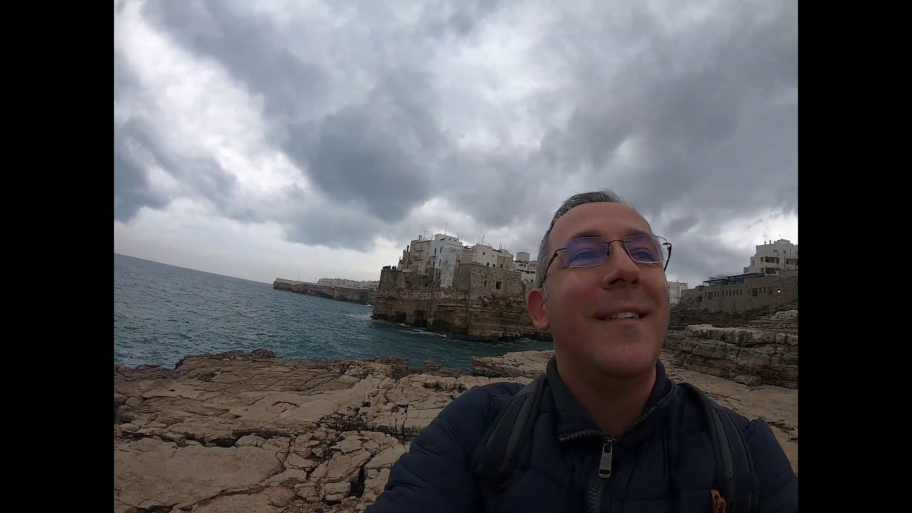 Polignano a Mare en invierno - Centro hist&oacute;rico y playas