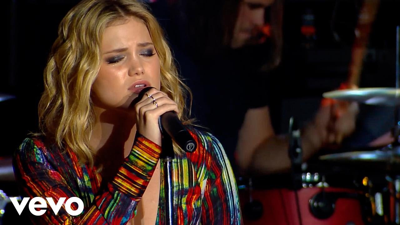 Olivia Holt - Pick Up the Pieces (Vevo Presents: FunPopFun Festival)