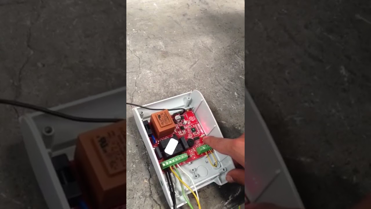 Programaci&oacute;n motor puerta enrollable / Puertas del valle /