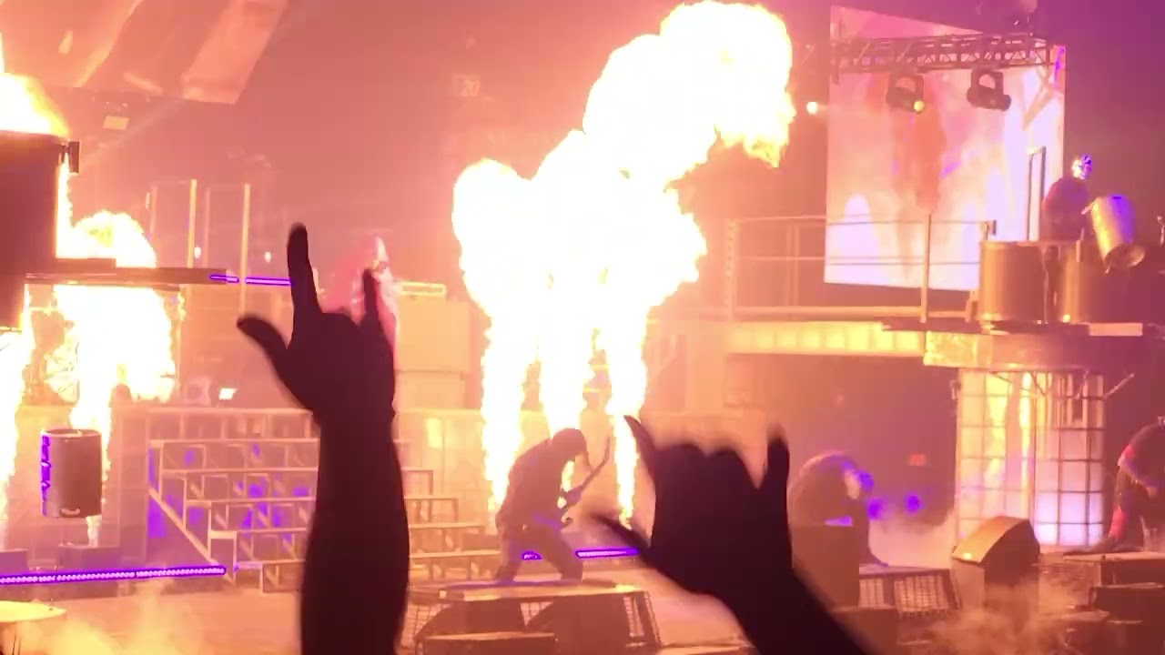 Slipknot The Devil In I Live in Las Vegas, NV