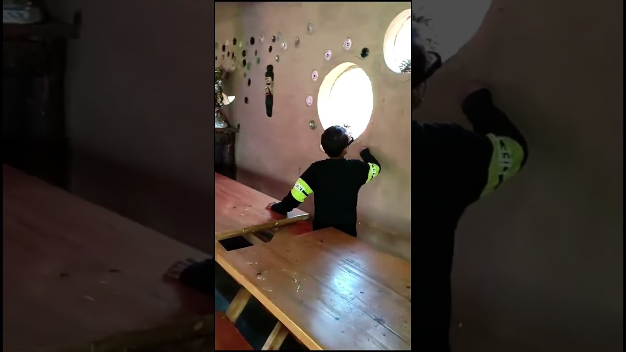 Math Talk in a Cafe 
