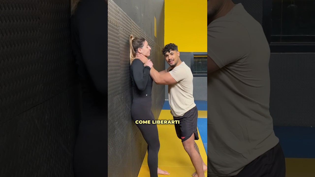 ⚠️Cercano di strangolarti al muro?#difesapersonale #artimarziali #consigli#kravmaga #selfdefense