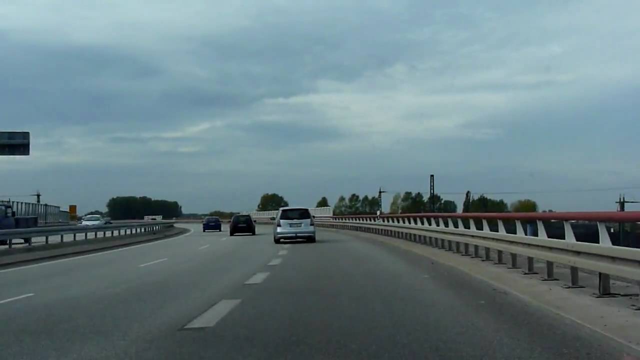 Neue Umgehungsstraße in Stralsund von Rügen - Richtung Grünhufe