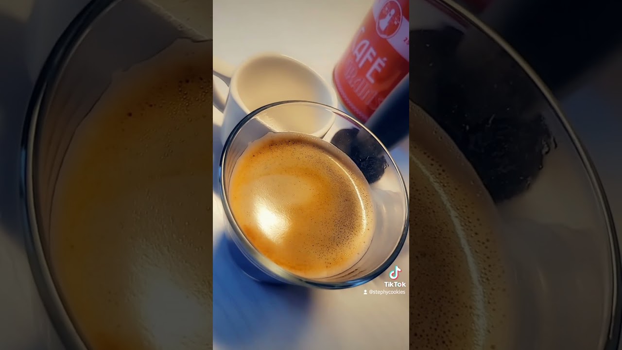 Machine à café Create Thera Rétro. 1ere utilisation @coffee_dfn @starbucks