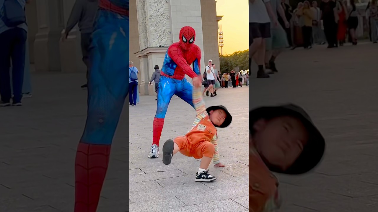 A little boy surprised Spider-Man😳 #spiderman