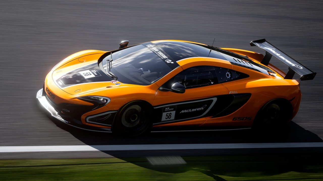 Em Interlagos de McLaren 650S