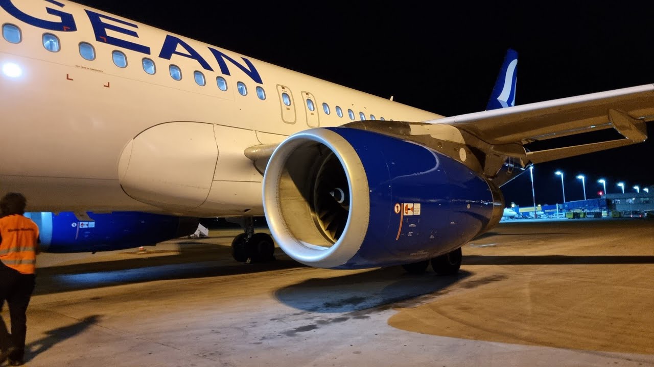Aegean Airlines Business Class | Airbus A320SL | Flight A3330 Athens - Chania | Aegean Lounge