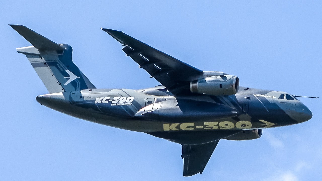 INCREDIBLE Embraer KC-390 Display in 4K | Farnborough Airshow 2026