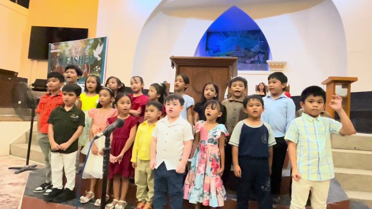 I Will Choose to Serve the Lord by Grade-1 Students