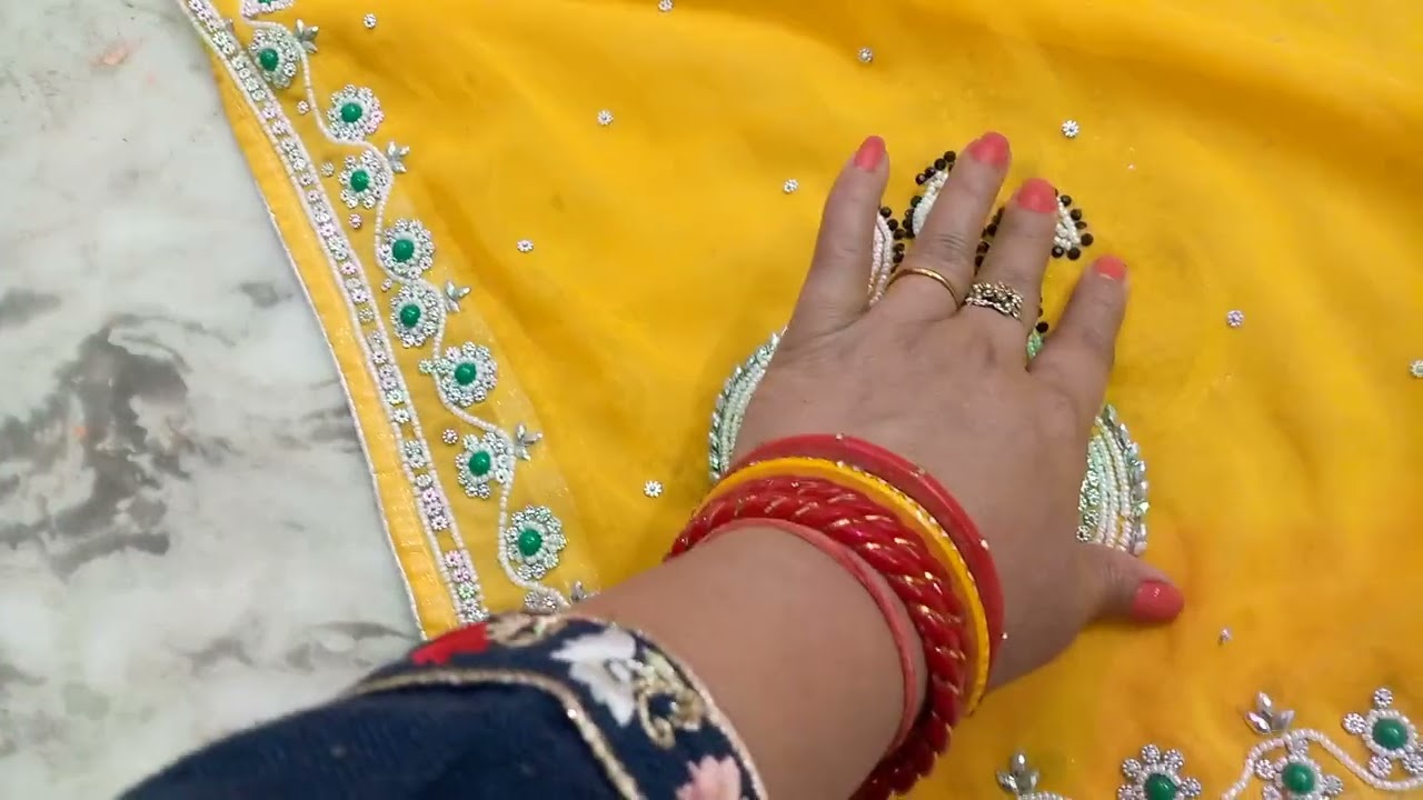  ओल्ड साड़ी से कैसे हम लहंगा बनाएं और  छोटे बच्चों की स्कर्ट बनाएं#fancydress #silaikadhaichannel 
