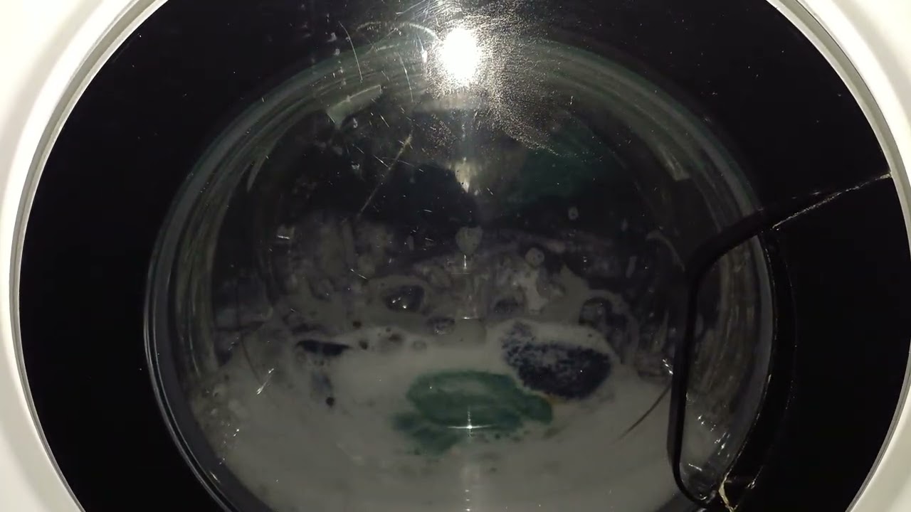 Hotpoint Direct Injection Technology - Cotton Standard 40c - Very Sudsy Mainwash Tumbles 