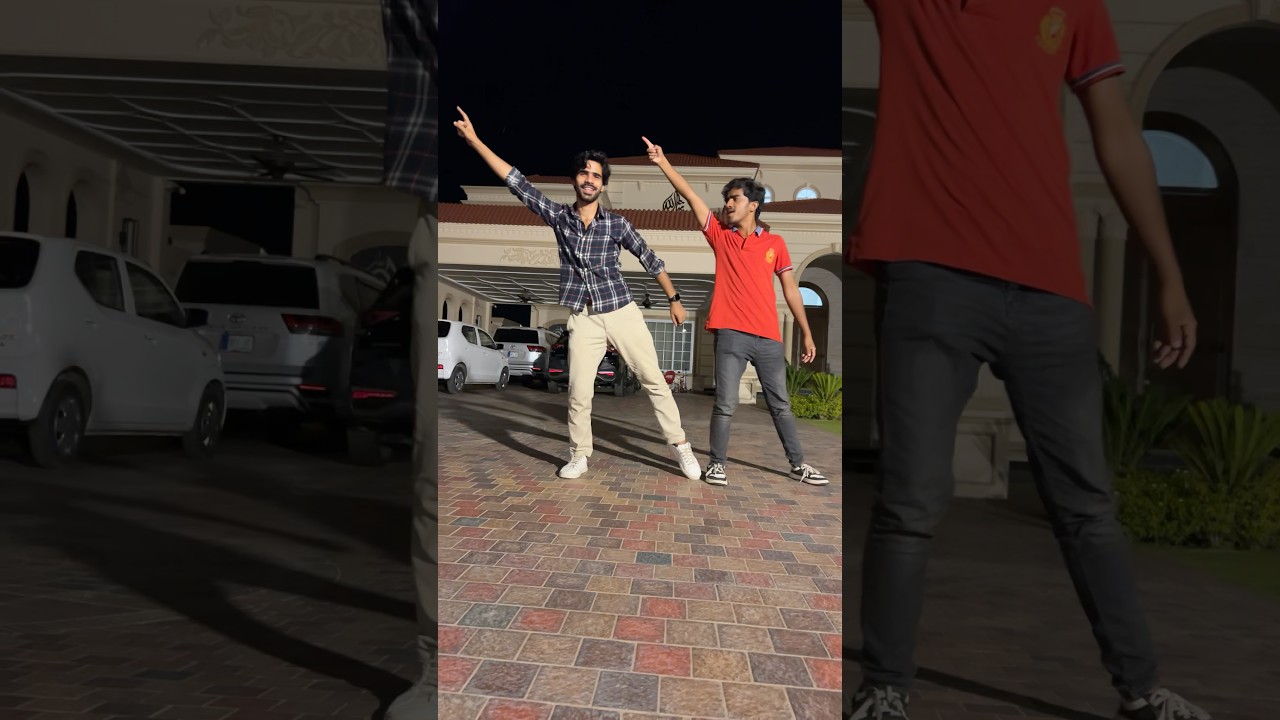 Funny dance🤣😂#freerishta #swpethouse #funnyshorts #funnyvideo #waleedbhai #trendingshort #viral
