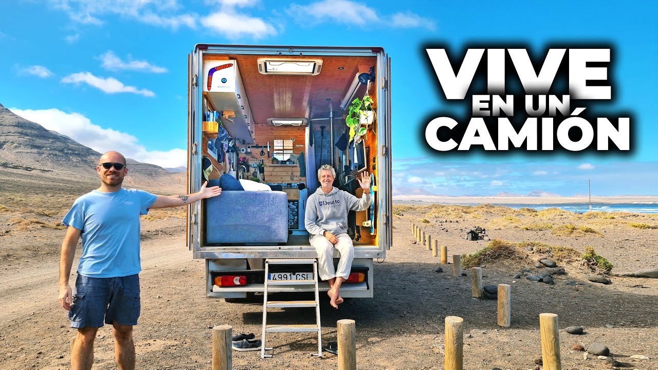 ✅ Incre&iacute;ble CASA en un CAMI&Oacute;N camper reconvertido en VIVIENDA - Viajando Simple