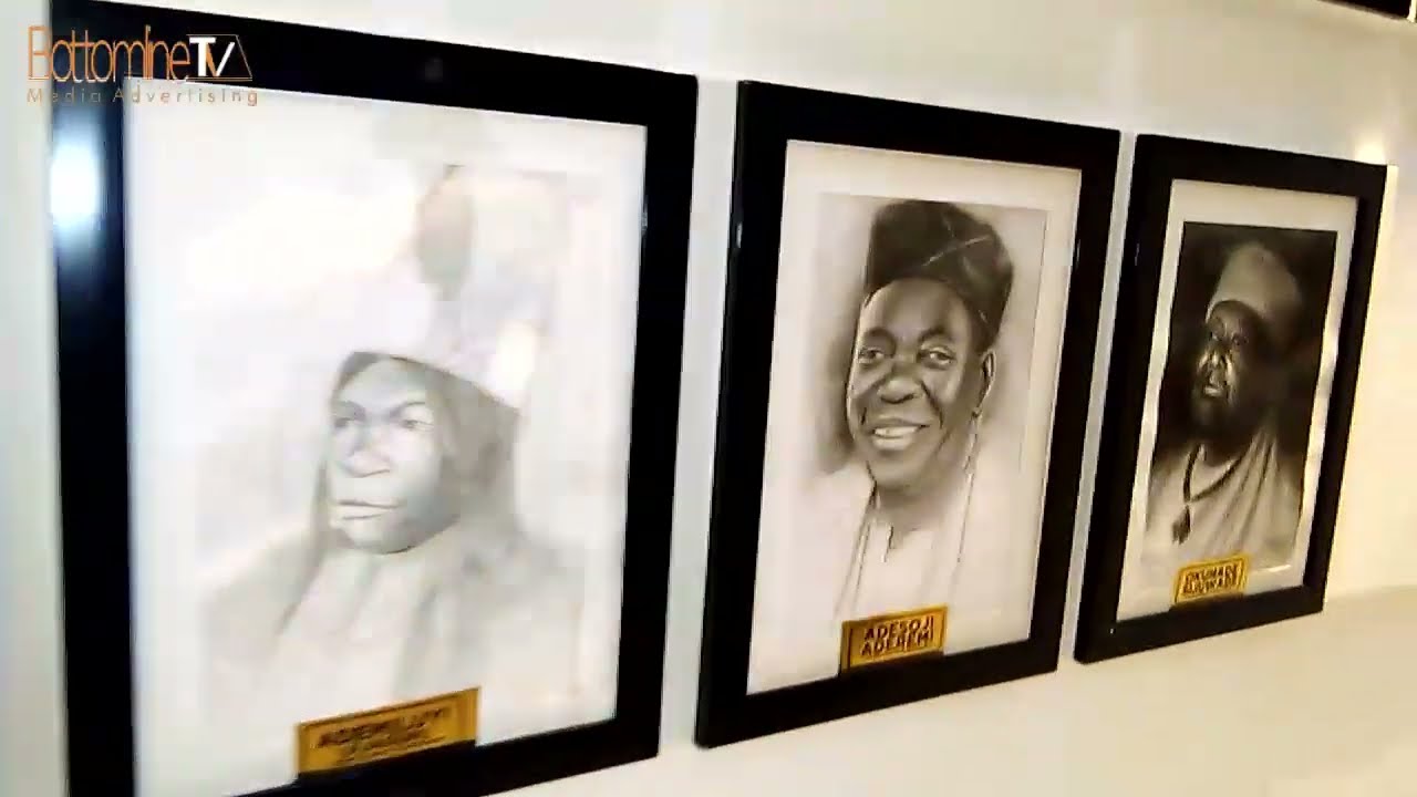Inside  Ooni Of Ife Palace