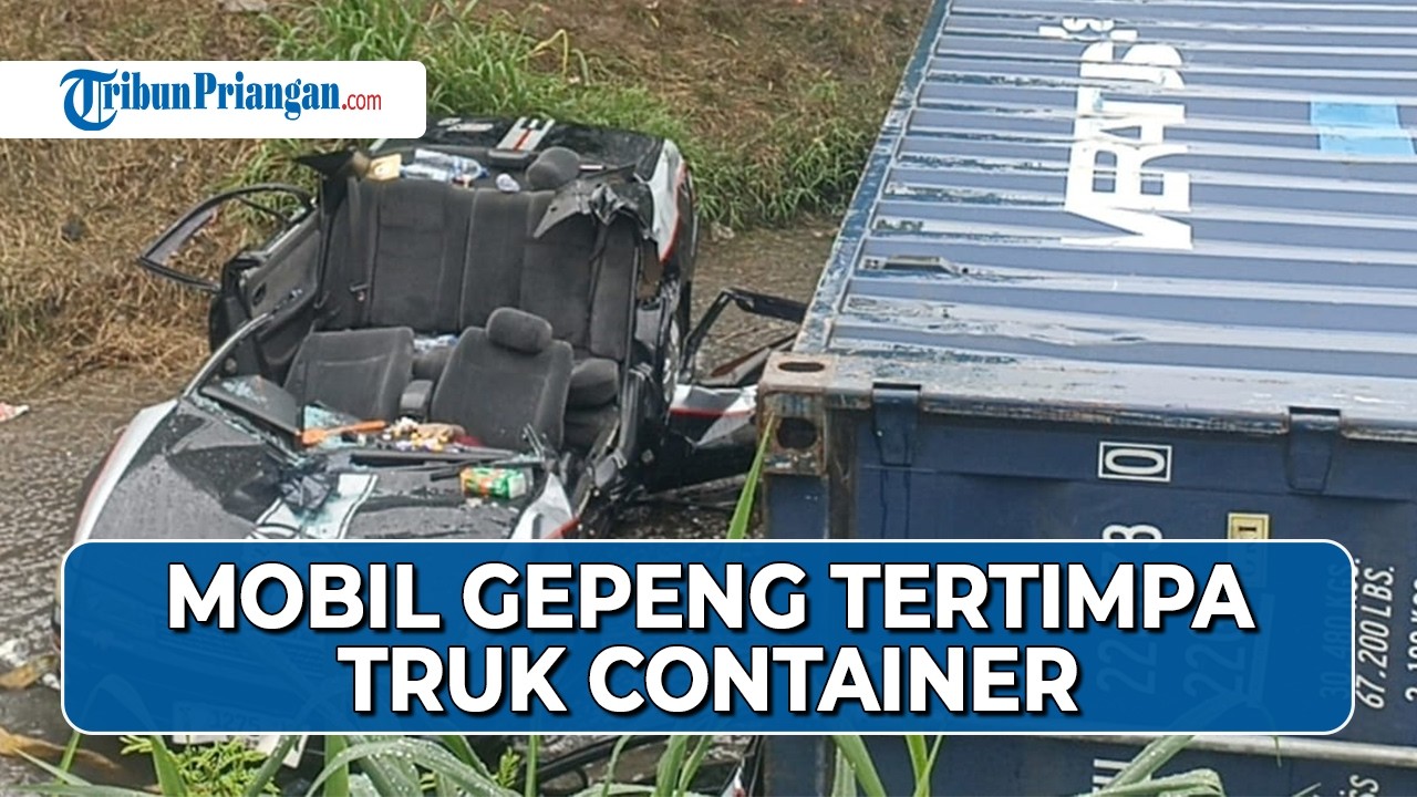 Kronologi Container Terguling Timpa Toyota Corona di Tanggul Rawa Gabus Karawang