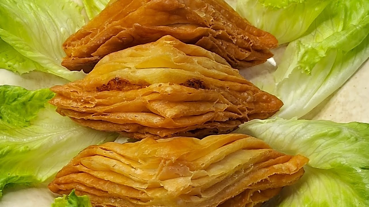 Crispy aloo puff patties. | Aloo puff patties ki asan recipe. 