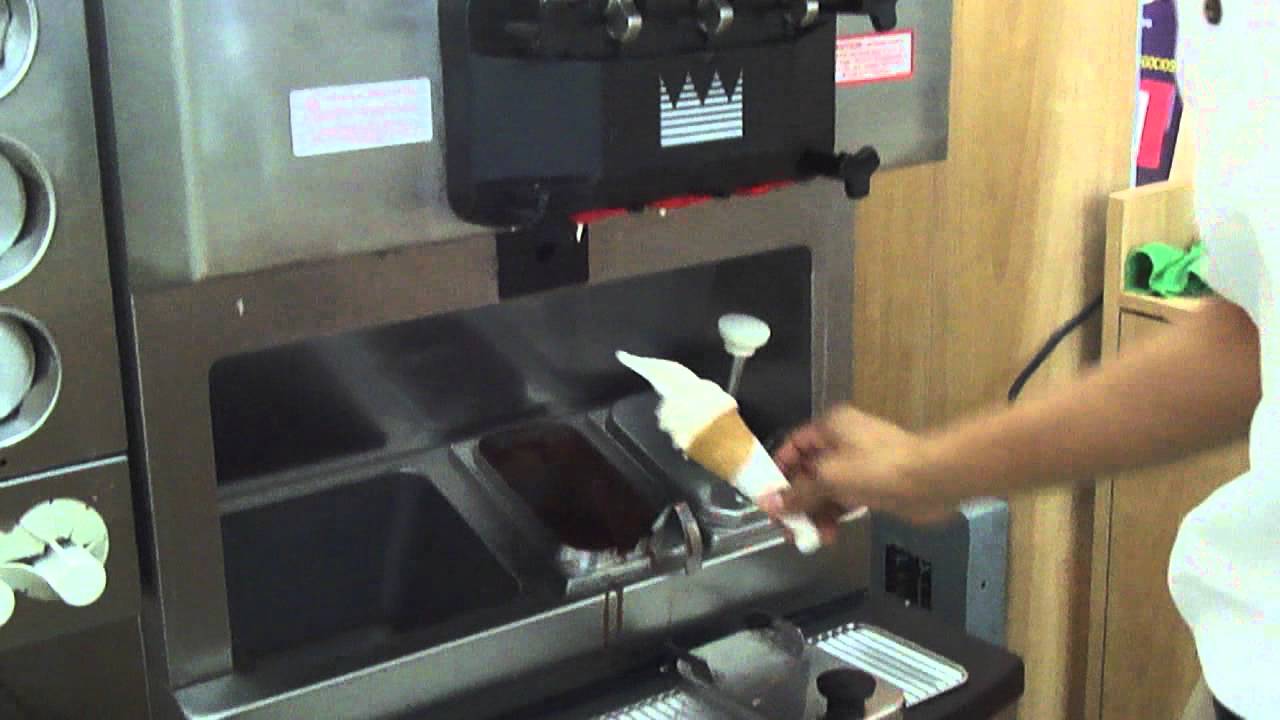 T&eacute;cnica del cono de helado dipeado