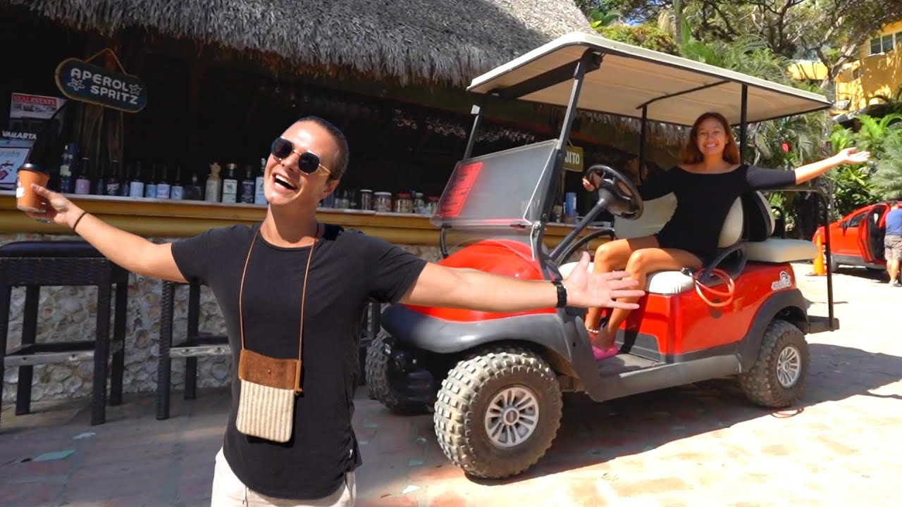 LIVING THE MEXICAN DREAM LIFE IN SAYULITA!
