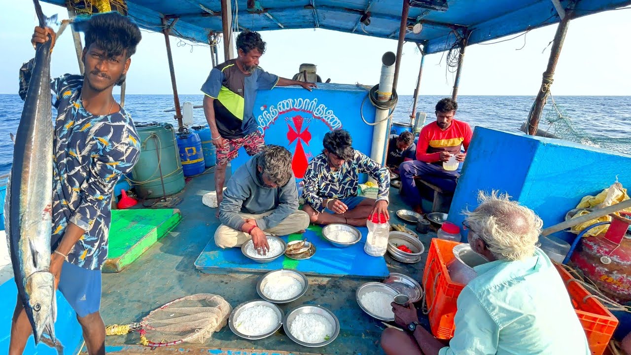 Third Day king Fish Day We Caught Huge Size king Fish in Deep Sea Fishing
