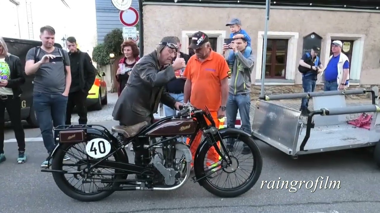 Sachsenring Classic 2022 auf dem Altmarkt in Hohenstein Er. 02