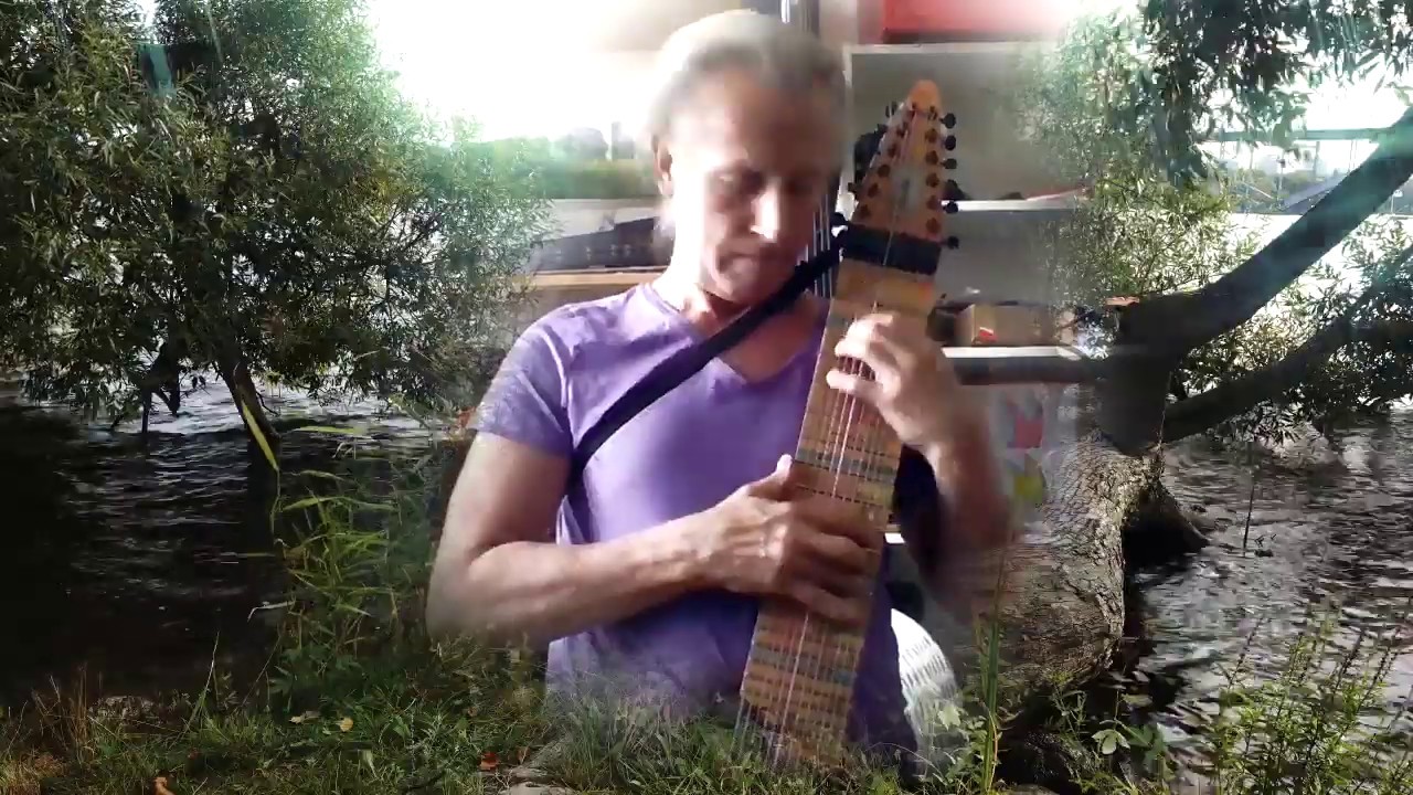 En Dejlig Rosa - Scandinavian folk melody instrumental on the Chapman Stick