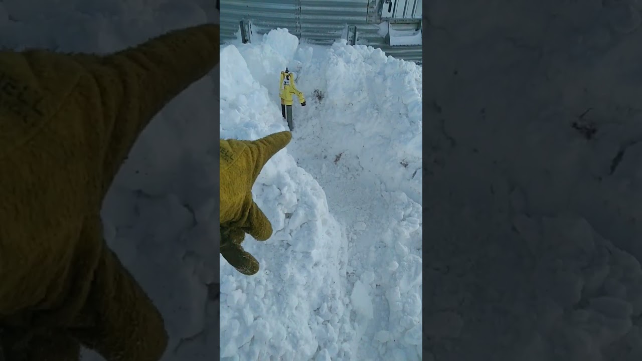 easy way to help make sure your hydrant doesn't freeze