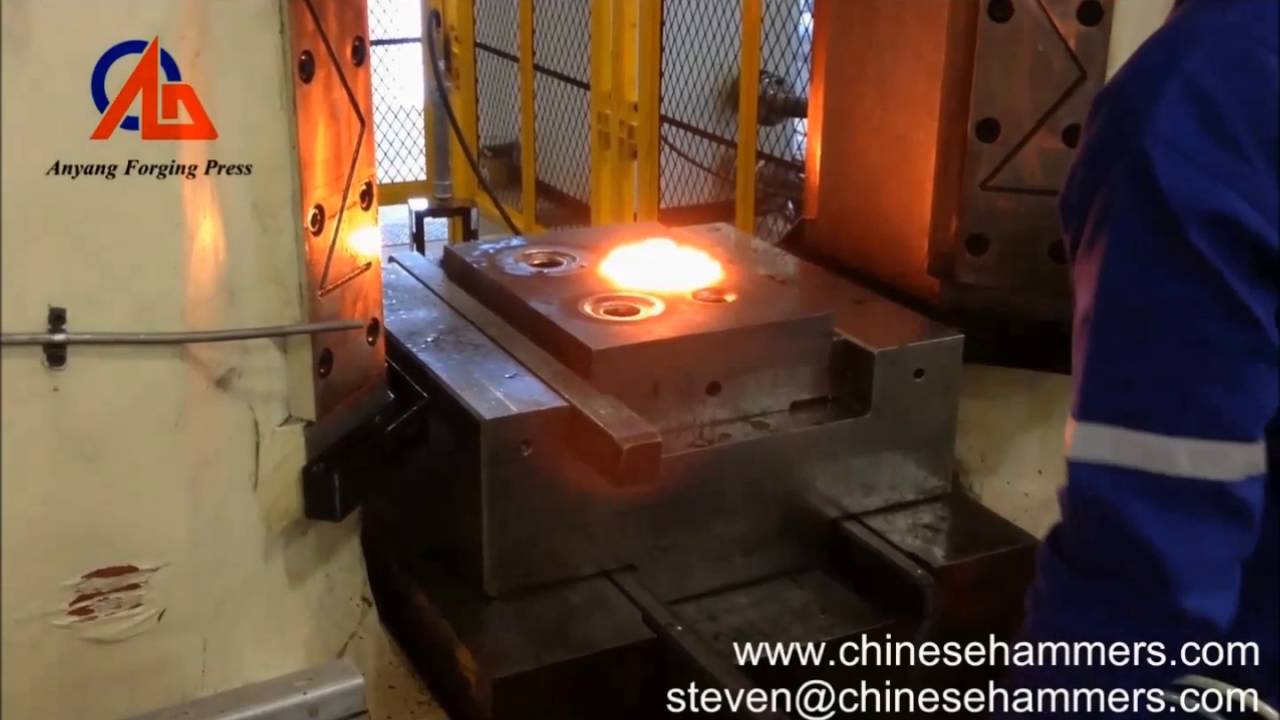 Comment &ccedil;a forgeage de pi&egrave;ces d'automobiles, le processus de cnc hydraulique forgeage marteau de for