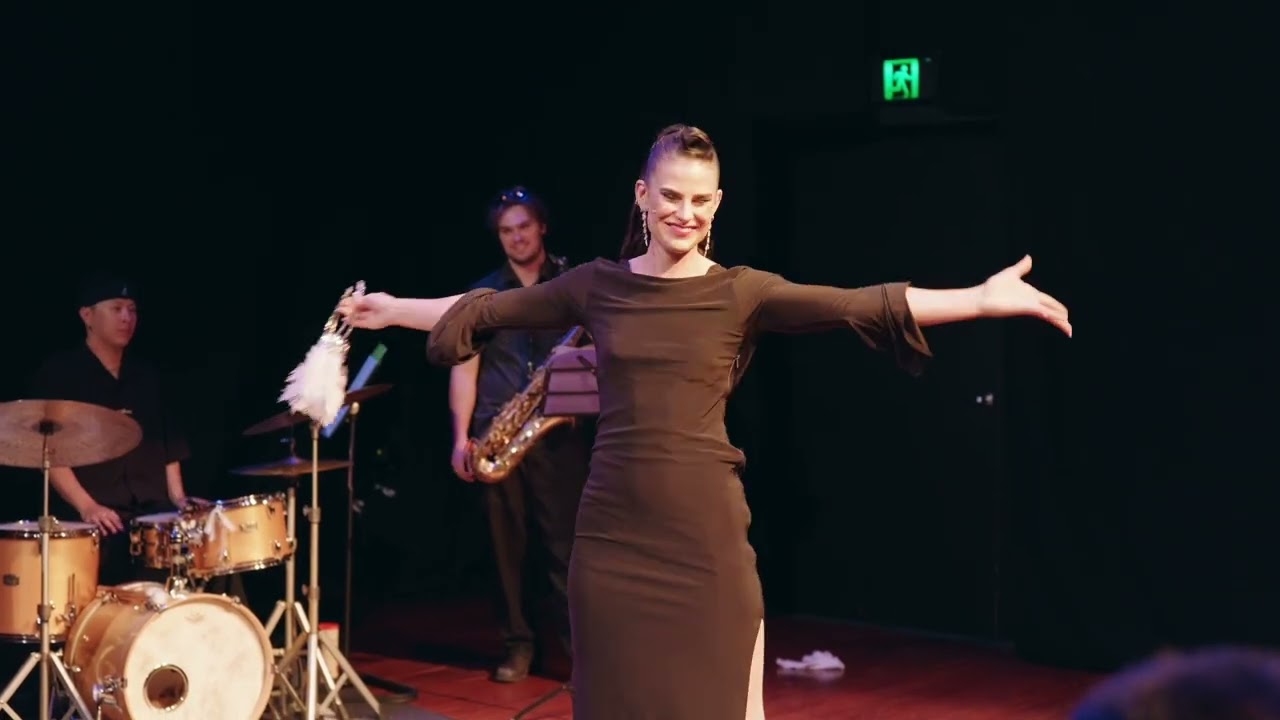 Parler De Seins - Fringe World 26'