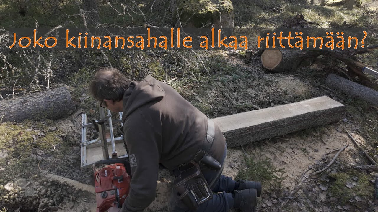 Kiinansahalla teltan terassin runkolankkua
