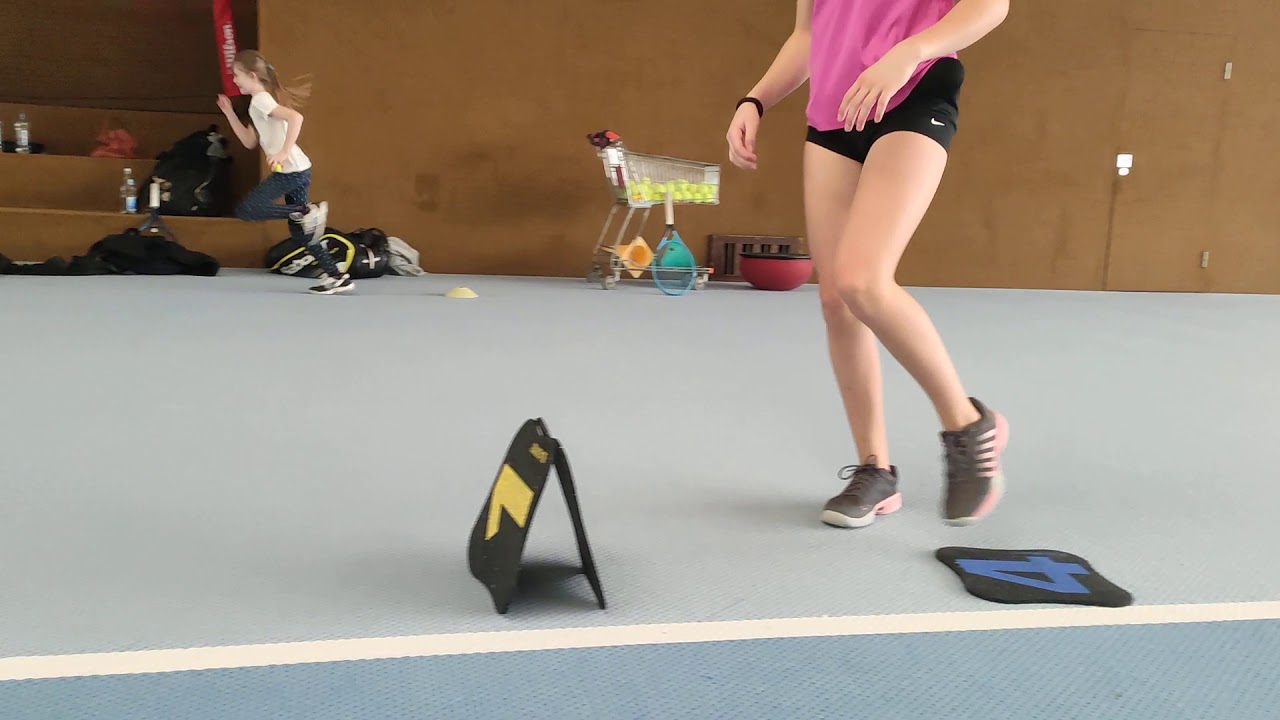 Seitliches Speedtraining im Tennis