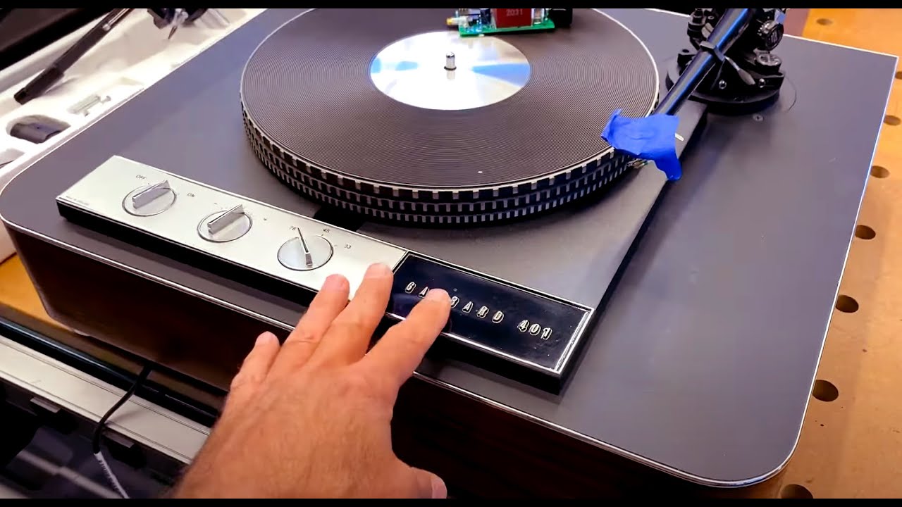 Having fun with Turntable Projects at SkyFi Audio: Thorens, Garrard, Linn...