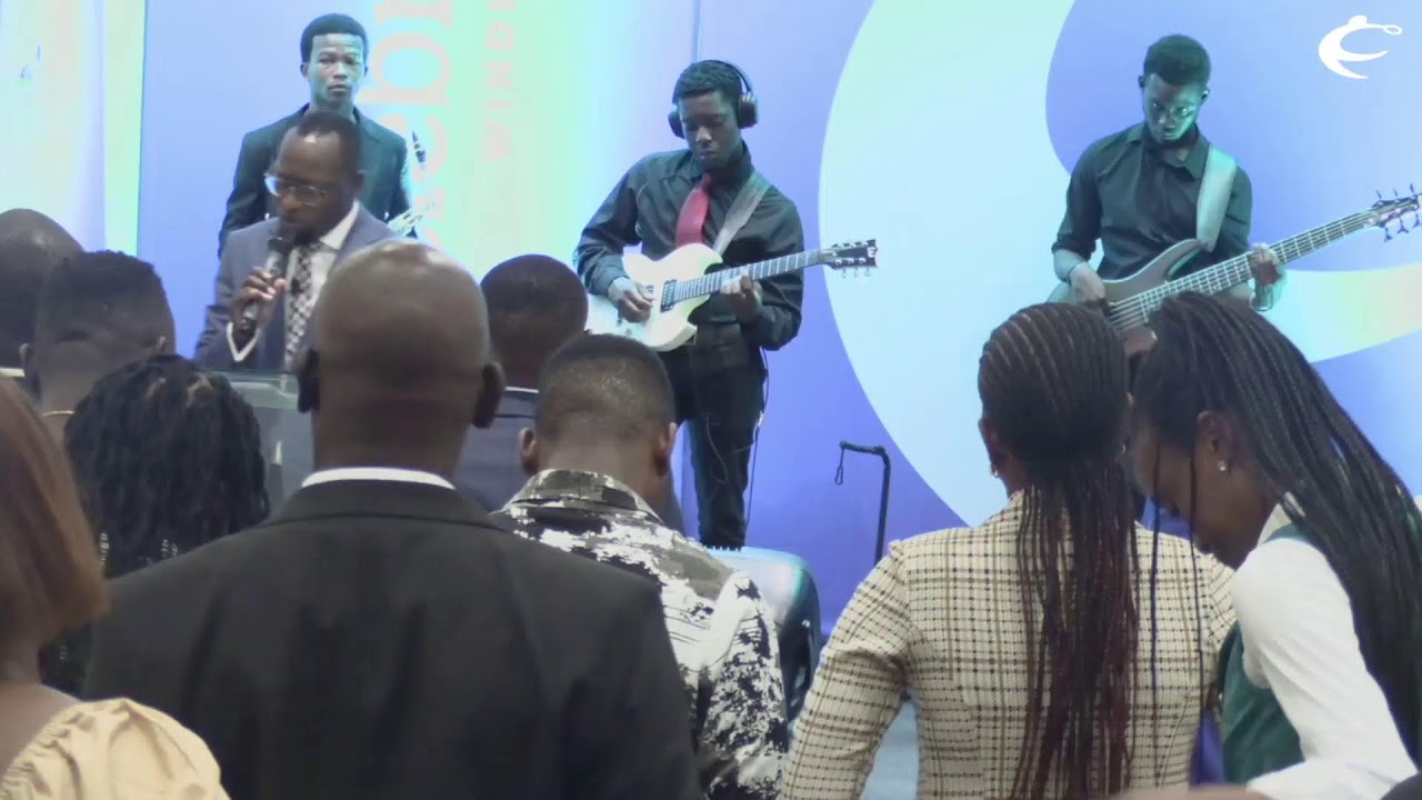 Sunday Service | 2026-03-01 | Pastor Batsi Musiiwa | God - The Lifter of Man