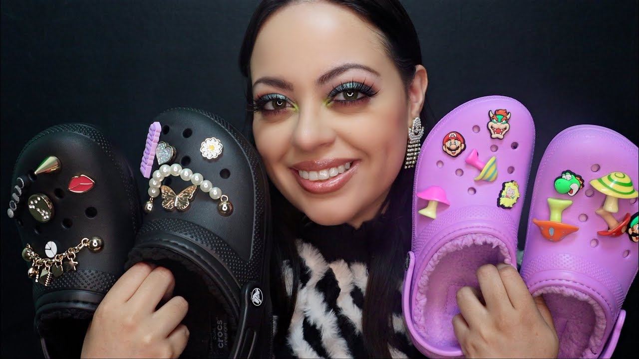ASMR| Decorate my Crocs with Me! Over Explaining Charms  (Tapping, Crinkles, Jingling, Gum Chewing)