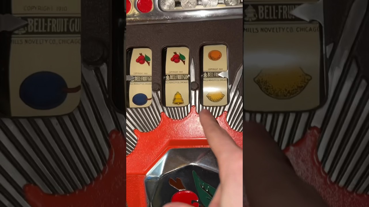 ВЫИГРАЙТЕ ДЖЕКПОТ В АНТИКВАРНОМ ИГРОВОМ АВТОМАТЕ MILLS BURSTING CHERRY 1937 ГОДА ЗА 25&cent;! 🎰