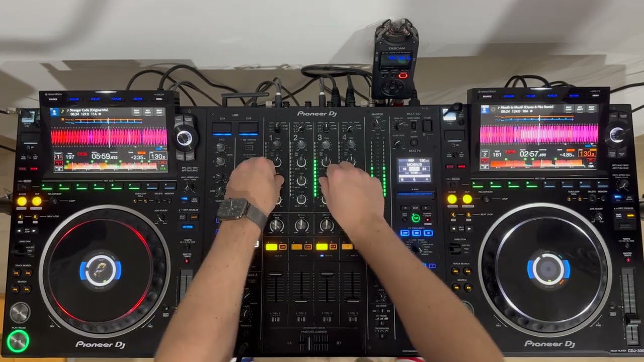 4K Techno Performance Mix CDJ-3000 DJM-A9 Mixing Techniques